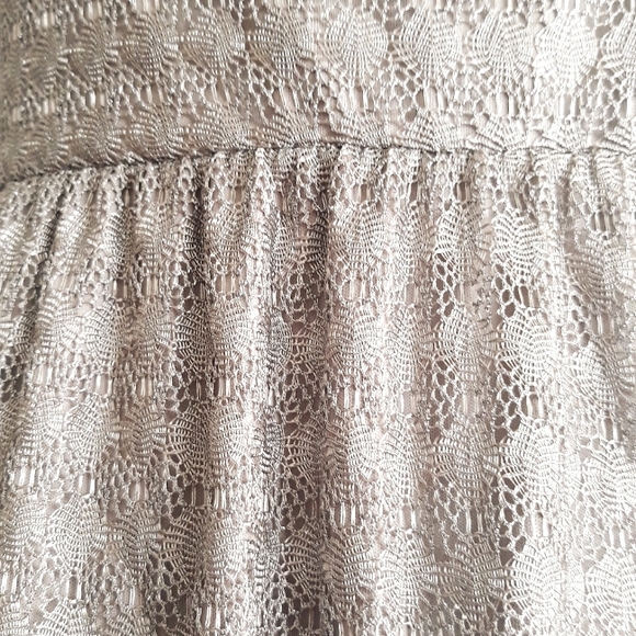 Studio Y Metallic Lace Party Dress -  Size Large - Picture 7 of 10